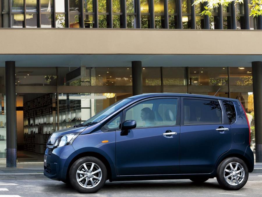  Daihatsu Move 2012 года  (фото 8 из 9)